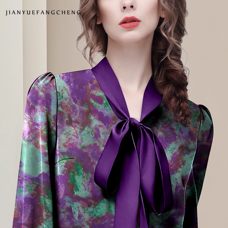 Lila Blumen-elegante Satinblus – Women Formal Blouses For Evening Wear Bewertung und Preis